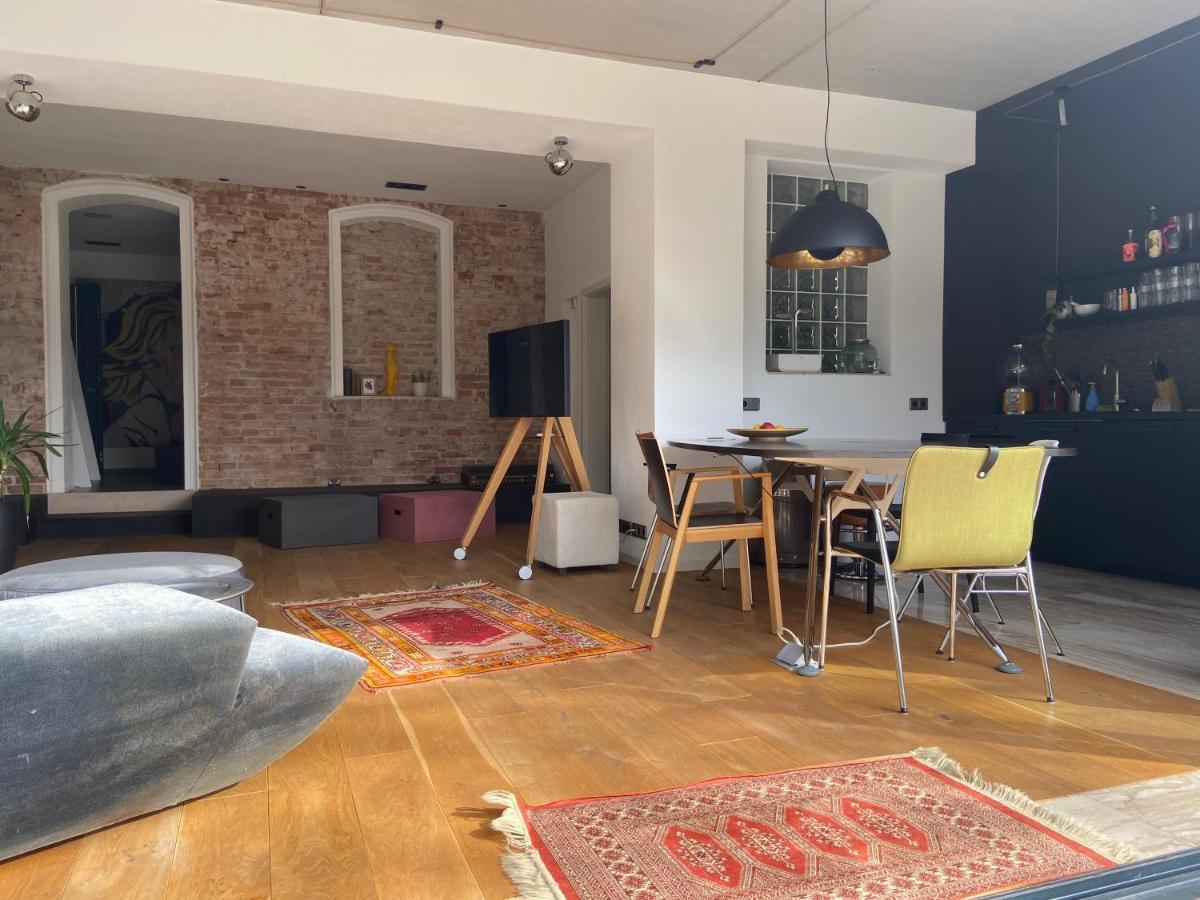 Entspannt In Nuernberg - Das Einhoernchen Extérieur photo